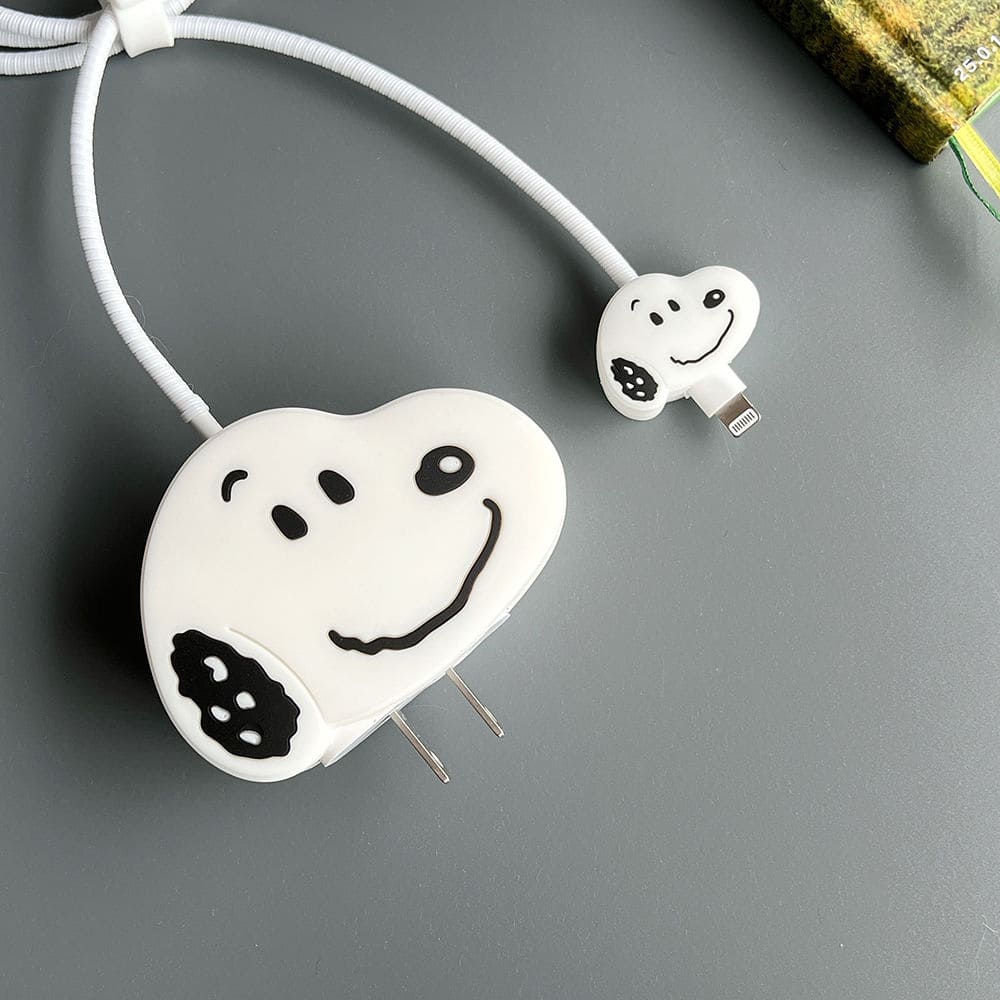 Snoopy Apple Charger Cover For 18-20W from hangingowl